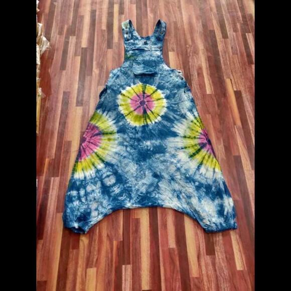 Beautiful handmade tie dye jumpsuit ( overall ) - Picture 3 of 9